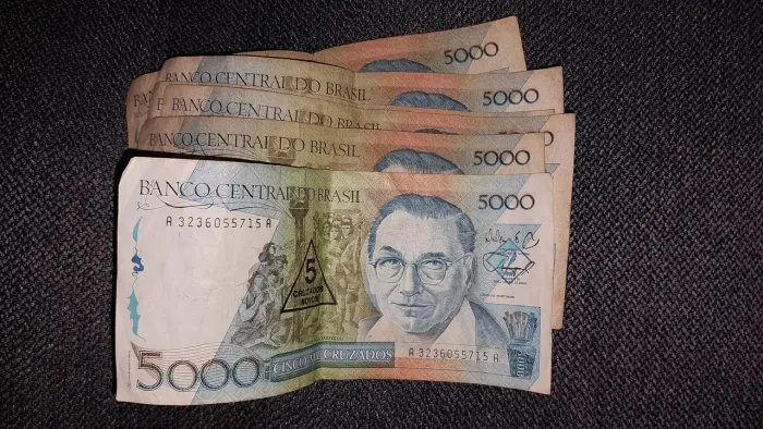 Cédulas de 5 Mil Cruzados