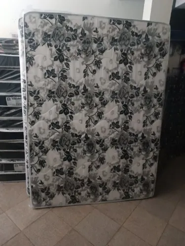 Colchão Casal D 33 produto novo espuma selada.