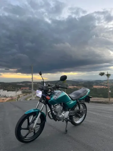 Honda/CG 125 Titan 1999 com motor de 150 