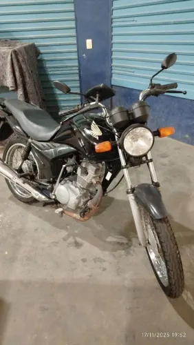 Vendo honda fan ks preta único dono..