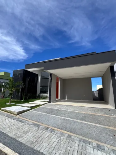 Vendo esta linda casa condomínio fechado monte Carlo