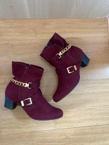 Bota cano baixo bordô Picadilly