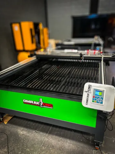 Máquina de Corte CNC 130w 200x100cm de area util
