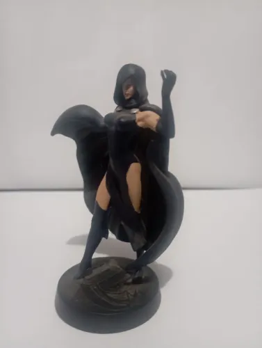 Action Figure Raven DC Comics