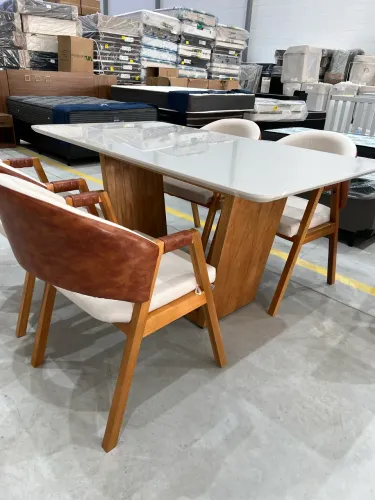 Mesa Moderna 1,60 com 4 Cadeiras Poltronas NOVO ULTIMA PEÇA 