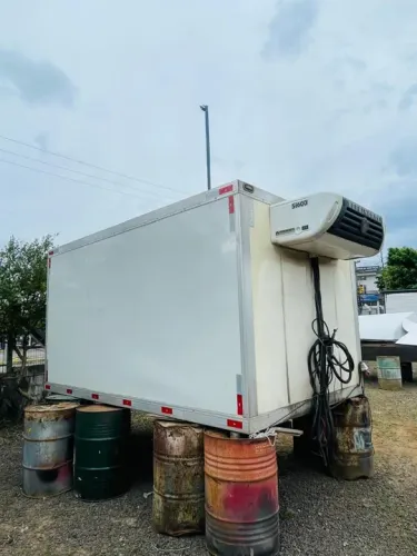 Frigorifica com Motor eletrico e acoplado -15º