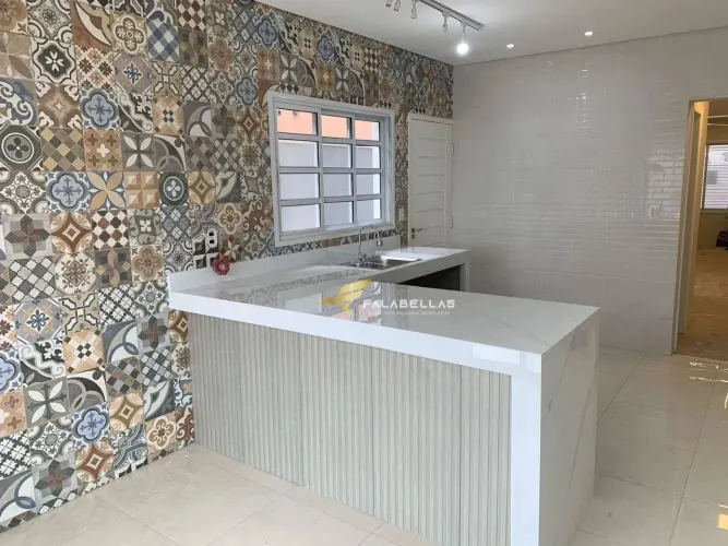 Sobrado com 3 dormitórios à venda, 250 m² por R$ 765.000,00 - Vila Anchieta - Jundiaí/SP