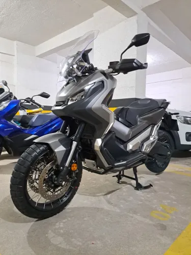Honda Xadv 750cc 2021 - automatica 