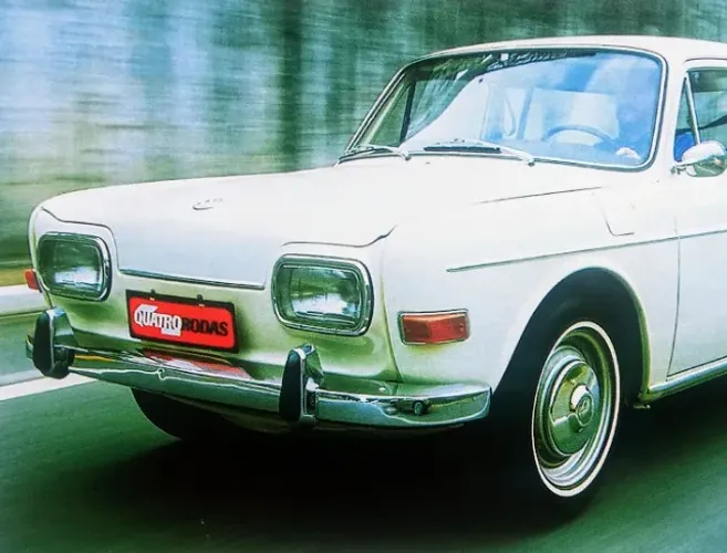 Revista VW Variant frente alta - Quatro Rodas 