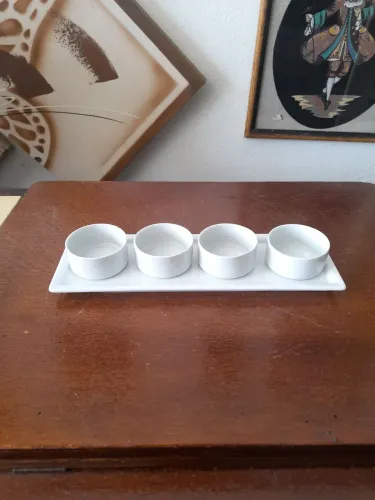 Conjunto quatro molheiras de louça