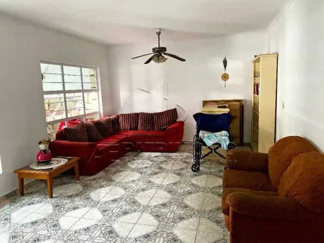 CASA,3 Dormitorio(s) bairro Assis