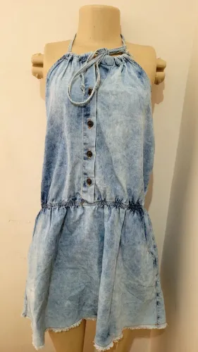 Macaquinhos jeans e de elastame 