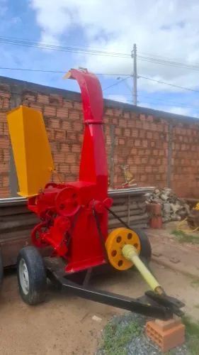 Ensiladeira menta mit super 40 produção de 25 a 30 toneladas horas 