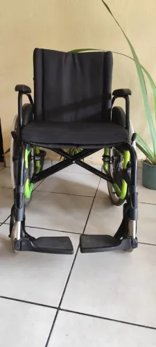 Cadeira de Rodas Confortável e Funcional Ortobras