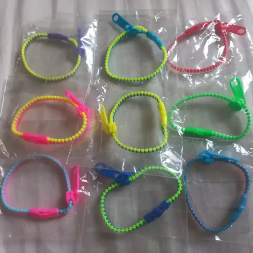 Pulseira zip colorida