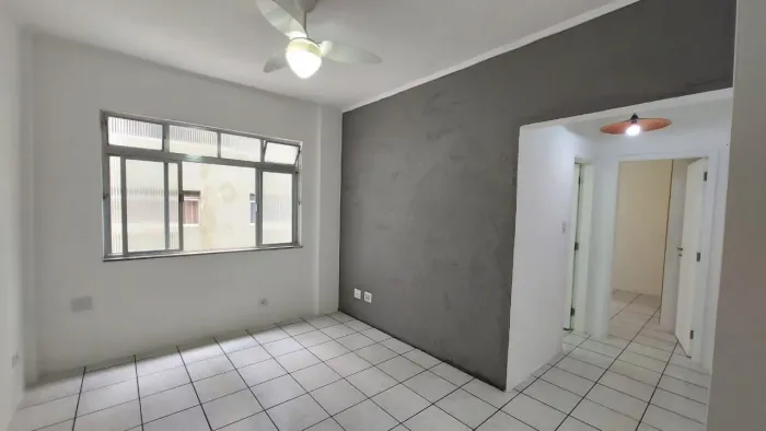 Apartamento 2 quartos para vender ou alugar José Menino Santos SP