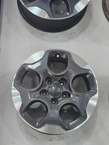 Jogo de roda original jeep renegade aro 16 5x110