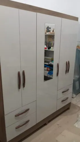 Roupeiro Solteirão 5 Portas 4 Gavetas Com Espelho Freijó/Off White - Em Oferta 