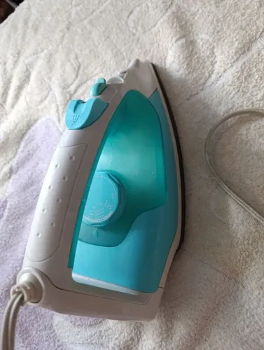 Ferro de Passar Roupa - Eficiência e Praticidade