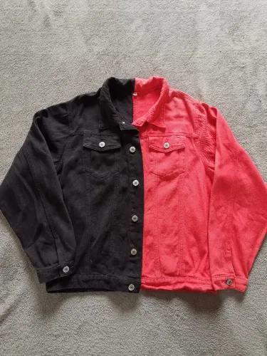 Jaqueta Jeans Bicolor Preta e Vermelha