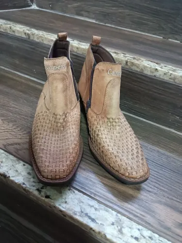 Botas de Couro Marrom Camper