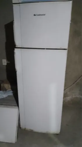 Barata D+ Geladeira continental