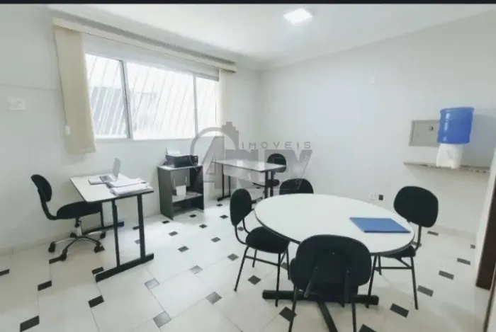 Vende-se Sala Comercial - Centro de Montes Claros/MG