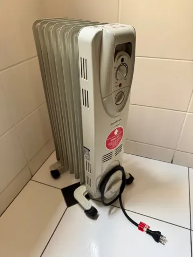 Aquecedor a óleo Britânia