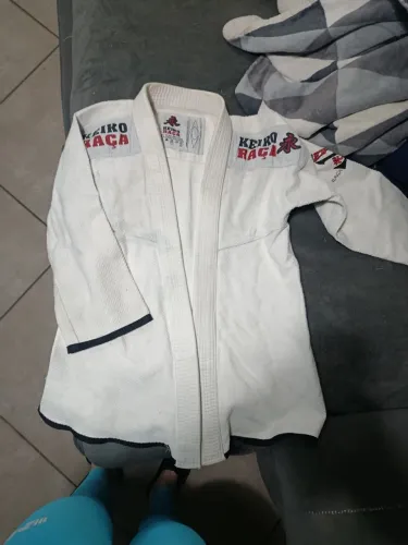 Kimono Keiko Raça Original A2 - Branco - Usado em Bom Estado