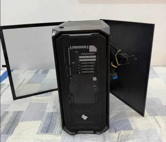 Gabinete Gamer Pichau (Modelo tipo Gadit X)