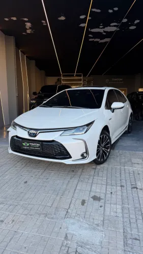 Toyota Corolla Altis Prem. Hybrid 1.8 Flex AUT 2024