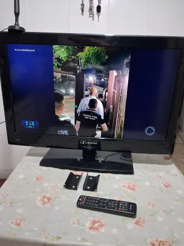 TV 32" Buster