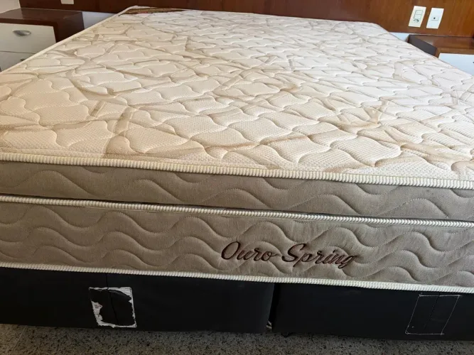 Cama Queen Ortobom Ouro Spring - Completa