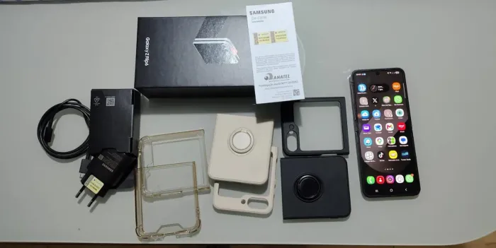 Samsung Galaxy Zflip 6 - 512gb