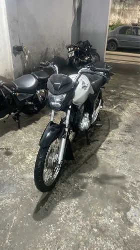 Troco pelo um carro