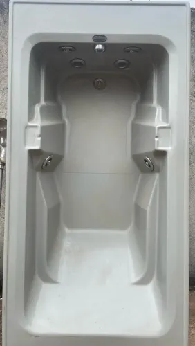 Banheira de hidromassagem