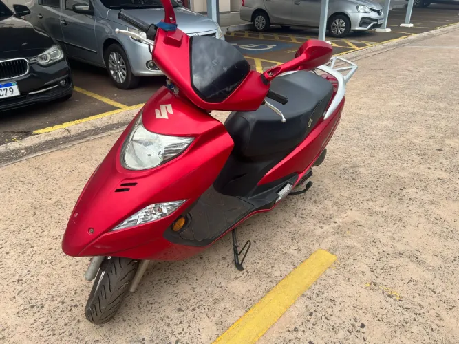 Suzuki Burgman 125cc / 2013