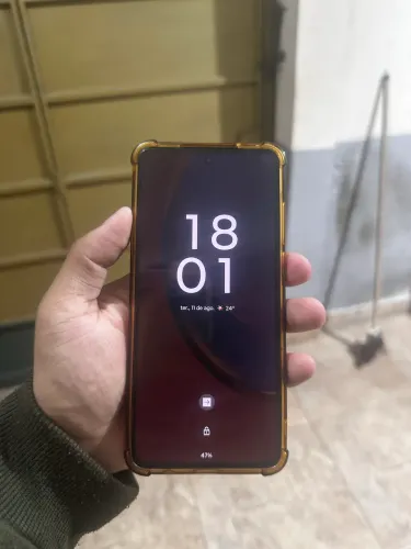 Vendo Moto G84 256gb, 12gb de ram