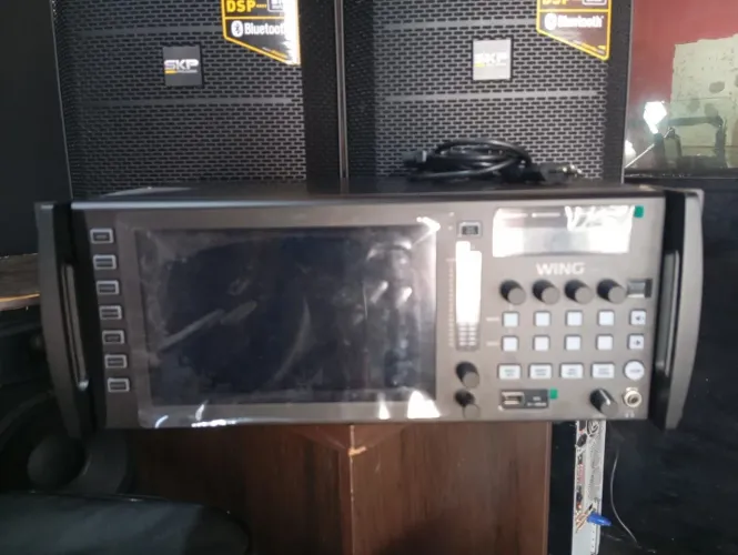 Wing Rack Behringer 