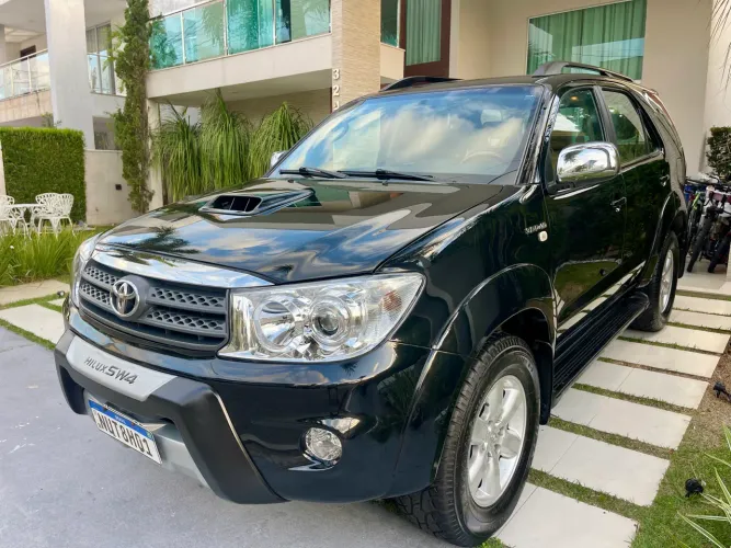 Toyota Hilux SW4 SRV D4-d 4X4 3.0 TDI Dies. AUT 2010