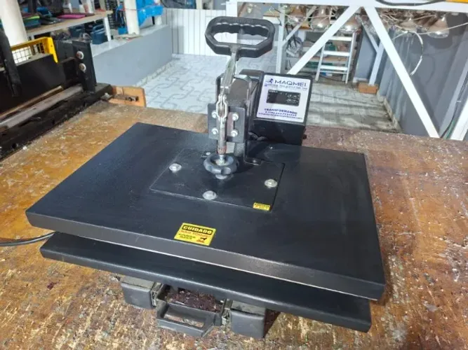 Vendo Prensa térmica Plana 40 x 60 para transfer em chinelos