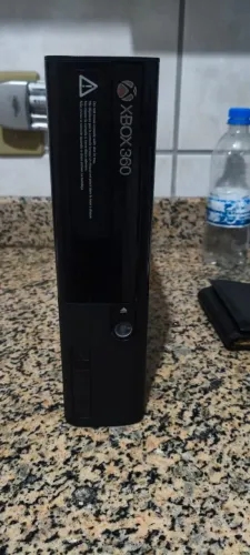 Xbox 360 com defeito na memória interna de 4gb