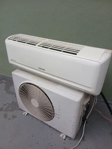 Central de Ar 12mil BTU Samsung