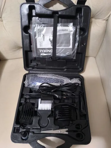 Kit Máquina de Cortar Cabelo Mondial Titanium Power CR-09M + Maleta - Nova Sem Uso