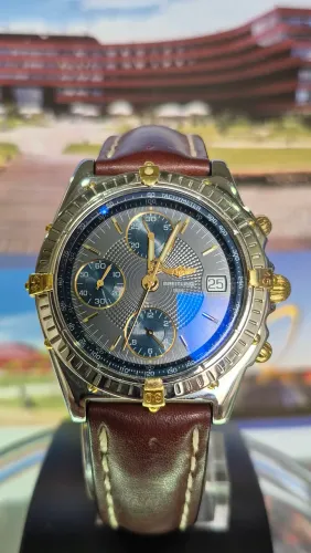Breitling Chronomat b13050.1 