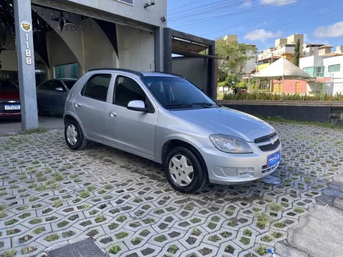 Chevrolet Celta 1.0/ Super 1.0 MPFI VHC 8V 5P 2013