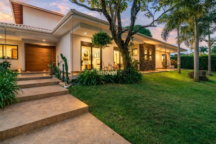Residência Exclusiva de Alto Luxo | Visa Privilegiada para a Lagoa