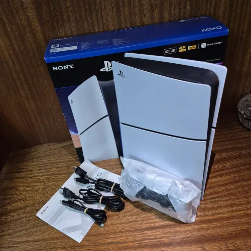 PS5 Slim C/ Jogos (Semi-Novo) NFe e Garantia