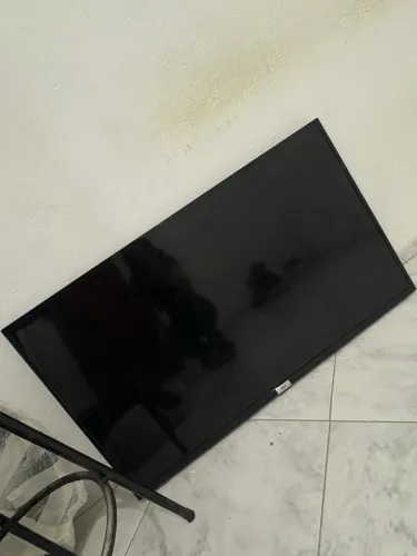 Tv para conserto TCL