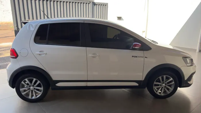 Volkswagen Fox Pepper 1.6 Flex 16V 5P 2017